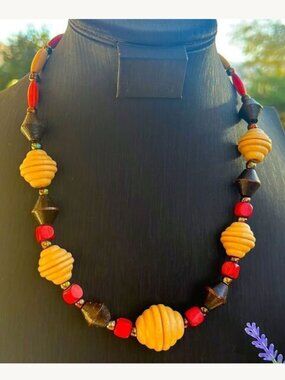 Vintage 80’s Colorful Wood Bead Necklace 